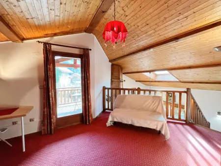 Chalet au centre de Samoëns avec jardin et cheminée - Photo 6