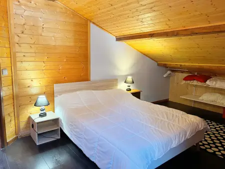 Chalet au centre de Samoëns avec jardin et cheminée - Photo 7