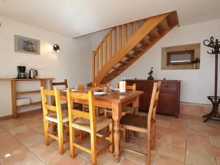 Gîte rénové au calme avec Parking privé et Wifi gratuit à Saint-Étienne-Lardeyrol - Photo 8