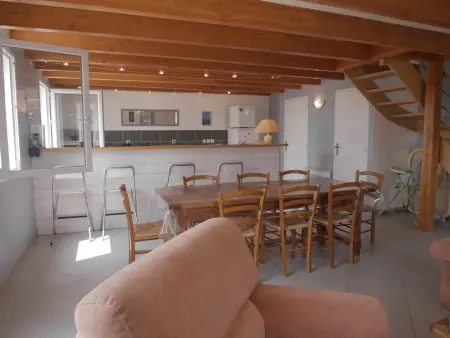 Maison mitoyenne 3 chambres avec jardin proche plage à Sauzon - Photo 5