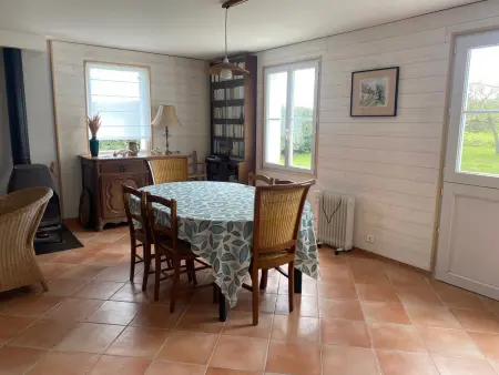 Maison tranquille avec jardin proche plage et commerce - Photo 3