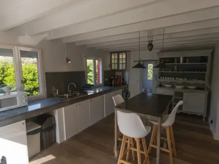 Maison rénovée proche plage avec jardin et terrasse - Photo 3