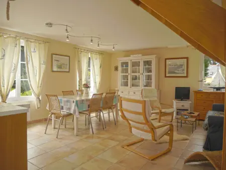Maison de qualité avec jardin paysager à Sauzon - Photo 1