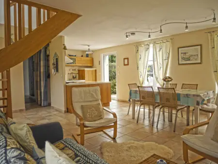 Maison de qualité avec jardin paysager à Sauzon - Photo 4