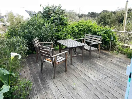 Maison mitoyenne à 200m de la plage, village de Samzun, avec jardin - Photo 7