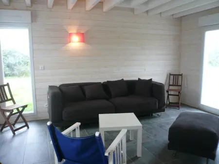 Maison 2 chambres avec jardin, calme, animaux admis - Photo 2