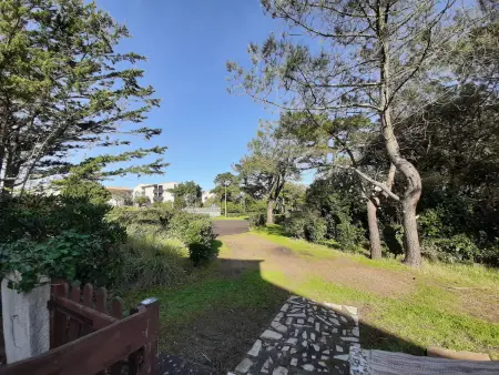 Maison rénovée avec terrasse à 700m des plages, marché et activités - Tennis et piste cyclable à 10m - Photo 13