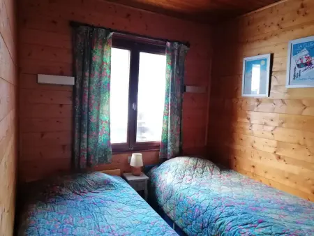 Chalet savoyard avec terrasse, proche des pistes et vue sur montagne - Photo 7
