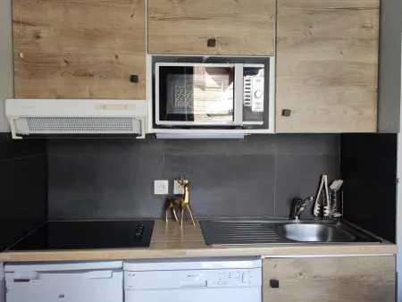 Chalet rénové 7 pers, 2 chambres, parking, animaux admis - Photo 12