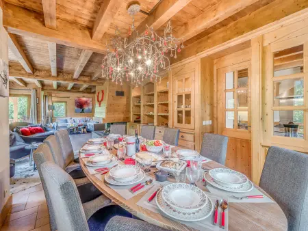 Chalet familial haut standing avec sauna et parking privé - Photo 10