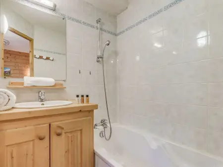Chalet spacieux à Champagny en Vanoise, 10 pers, wifi, parking - Photo 5