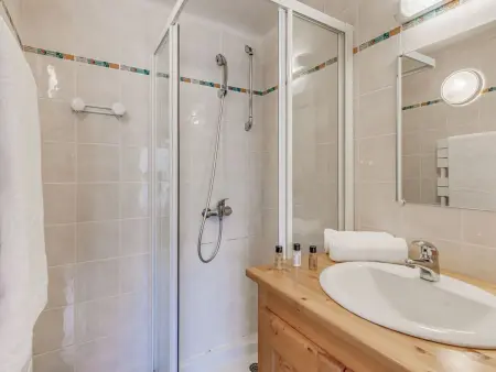 Chalet spacieux à Champagny en Vanoise, 10 pers, wifi, parking - Photo 11