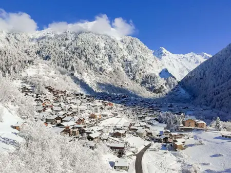 Chalet spacieux à Champagny en Vanoise, 10 pers, wifi, parking - Photo 17