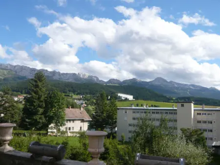 Maison de caractère avec cheminée au centre de Villard de Lans - Photo 4