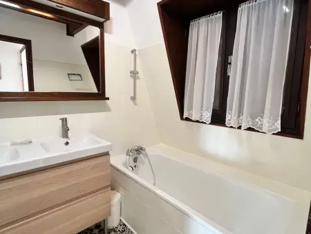 Chalet duplex confortable sur les hauteurs de Corrençon - Photo 2