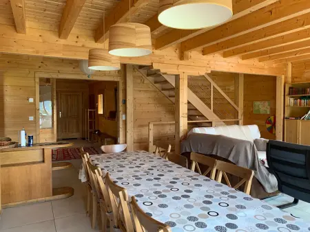 Chalet moderne 4 chambres, 10 pers, terrasse sud, vue montagne, près de Pra Loup - Photo 2