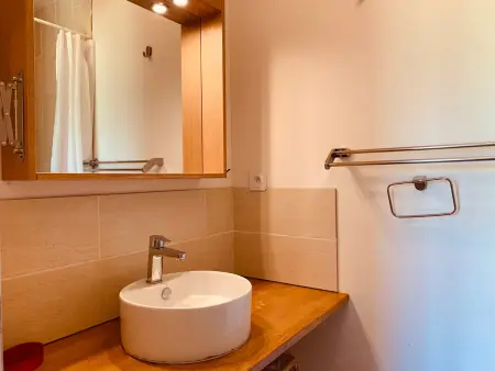 Chalet moderne 4 chambres, 10 pers, terrasse sud, vue montagne, près de Pra Loup - Photo 13
