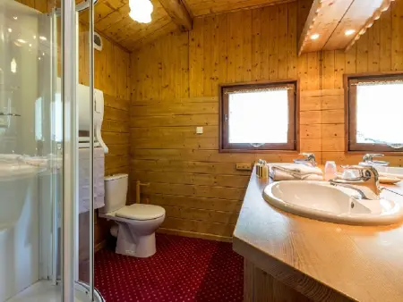 Chalet 10 pers à La Clusaz - 5 ch - Calme - Cheminée - Animaux admis - Parking - Photo 11