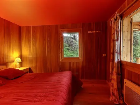 Chalet rénové 10 pers, terrasse et jacuzzi, près des pistes - Photo 9