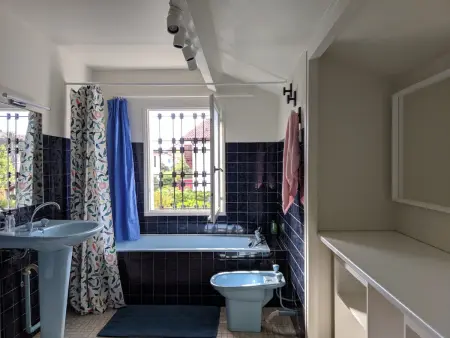 Maison 3* à Hendaye, proche plage et commerces, jardin privé, parfait pour familles et amis - Photo 23