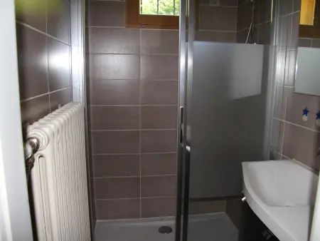 Chalet familial 5 chambres pour 8 personnes à Saint-Jean-de-Sixt - Photo 8