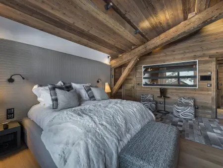 Chalet de luxe avec jacuzzi, salle cinéma et piscine au centre de Megève - Photo 14