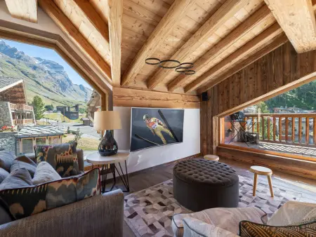 Chalet de luxe familial à Val d'Isère avec spa, proche des pistes et équipements premium - Photo 2
