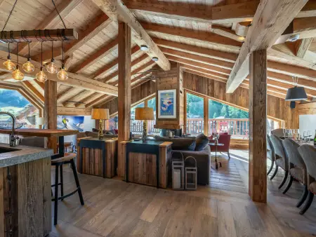 Chalet de luxe familial à Val d'Isère avec spa, proche des pistes et équipements premium - Photo 3