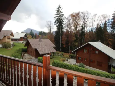 Chalet équipé avec poêle et garage, proche centre et remontées mécaniques - Photo 10