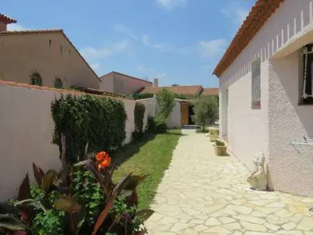 Villa familiale avec piscine privée près des plages - Photo 4