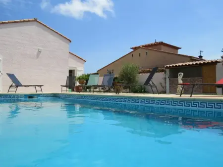 Villa familiale avec piscine privée près des plages - Photo 12