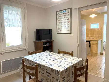 Maison à Perros-Guirec avec WIFI, proche centre-ville et plage, cour fermée, parking privé - Photo 8