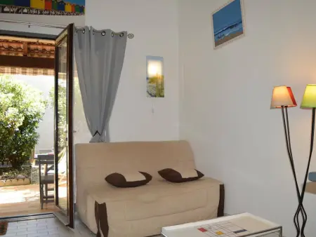 Villa 2 pièces mezzanine, piscine, proche plage, 2 terrasses, BBQ, parking, calme. - Photo 3