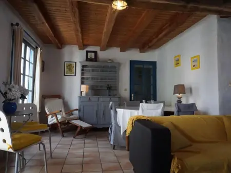 Maison confortable proche commerces, plage et port – 6 couchages, jardin clos avec terrasse et BBQ - Photo 5