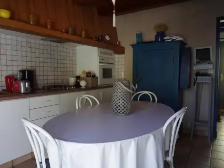 Maison confortable proche commerces, plage et port – 6 couchages, jardin clos avec terrasse et BBQ - Photo 11
