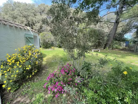 Maison confortable 5 pièces, 8 couchages, proche plage et commerces, avec jardin, terrasse et WiFi. - Photo 2