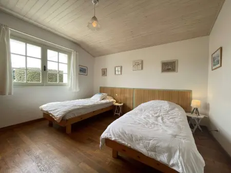 Maison confortable 5 pièces, 8 couchages, proche plage et commerces, avec jardin, terrasse et WiFi. - Photo 8