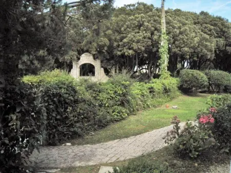 Maison confortable 5 pièces, 8 couchages, proche plage et commerces, avec jardin, terrasse et WiFi. - Photo 17
