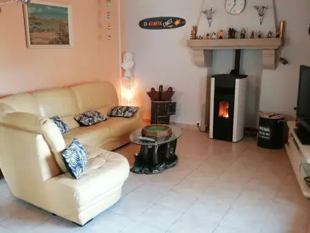 Maison avec WIFI, jardin clos et terrasse, à 500m de la mer et du GR34, Île Grande - Photo 4