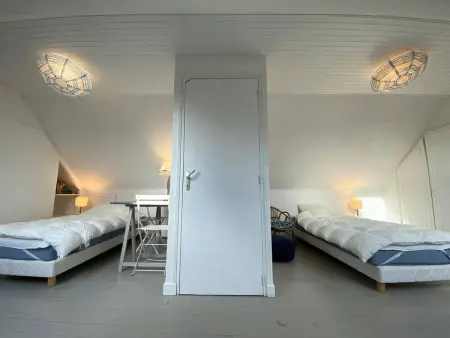 Maison rénovée avec jardin, wifi, BBQ, parking, à 250m de la mer - Pleumeur-Bodou - Photo 4