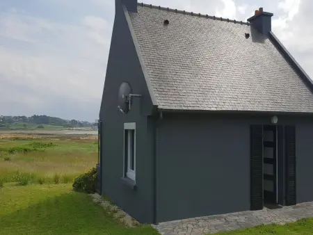 Maison rénovée avec jardin, wifi, BBQ, parking, à 250m de la mer - Pleumeur-Bodou - Photo 11