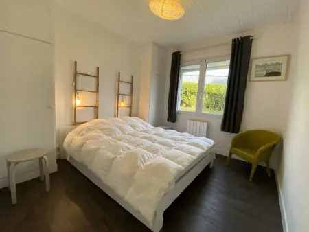 Maison rénovée avec jardin, wifi, BBQ, parking, à 250m de la mer - Pleumeur-Bodou - Photo 16