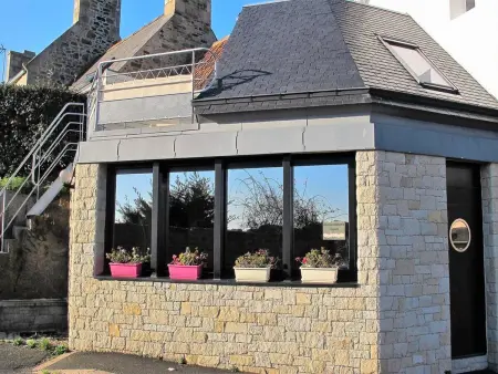 Maison d'architecte à Ploumanac'h avec superbe vue mer - Photo 1