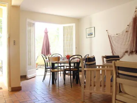 Maison Familiale 2 Étoiles à 150m de la Plage avec Terrasse, Jardin et Parking Privé - Photo 1