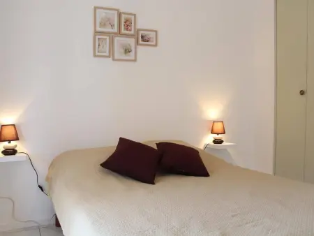 Maison Familiale 2 Étoiles à 150m de la Plage avec Terrasse, Jardin et Parking Privé - Photo 6