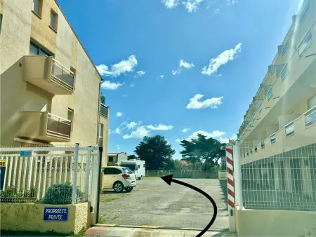Maison Familiale 2 Étoiles à 150m de la Plage avec Terrasse, Jardin et Parking Privé - Photo 19