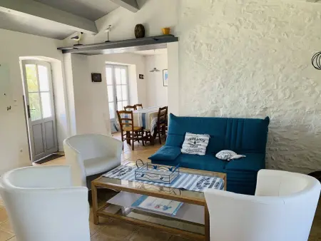 Maison rénovée près plage, 6 couchages, terrasse, BBQ, parking, internet inclus - Photo 4