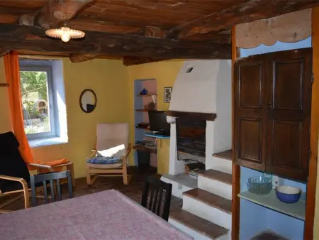Gîte 2 pièces avec climatisation et animaux admis à Grospierres - Photo 1