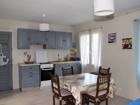 Maison à Perros-Guirec avec jardin, cour, cheminée, WIFI et proche du port de Ploumanac'h - Photo 3