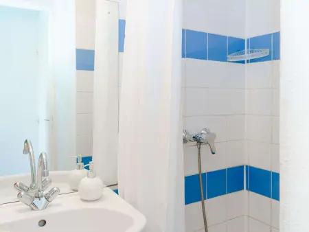 Villa 3 pièces avec piscine, terrasse et parking privé - 4 personnes, animaux acceptés - Photo 8